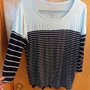 Maurices shirt